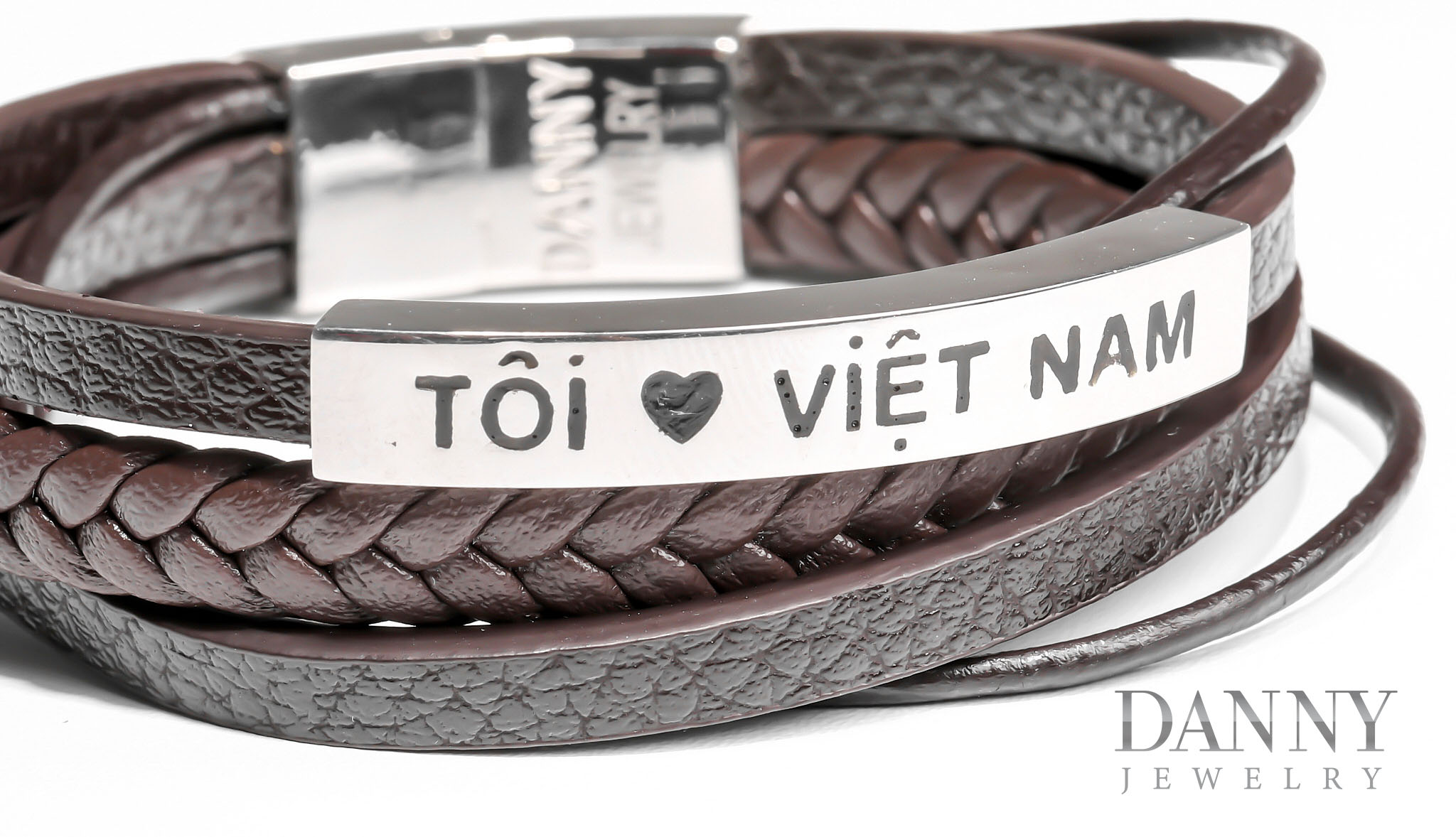 Lắc tay Da mặt và khóa bạc, khắc chữ Tôi Yêu Việt Nam HK0G0001
