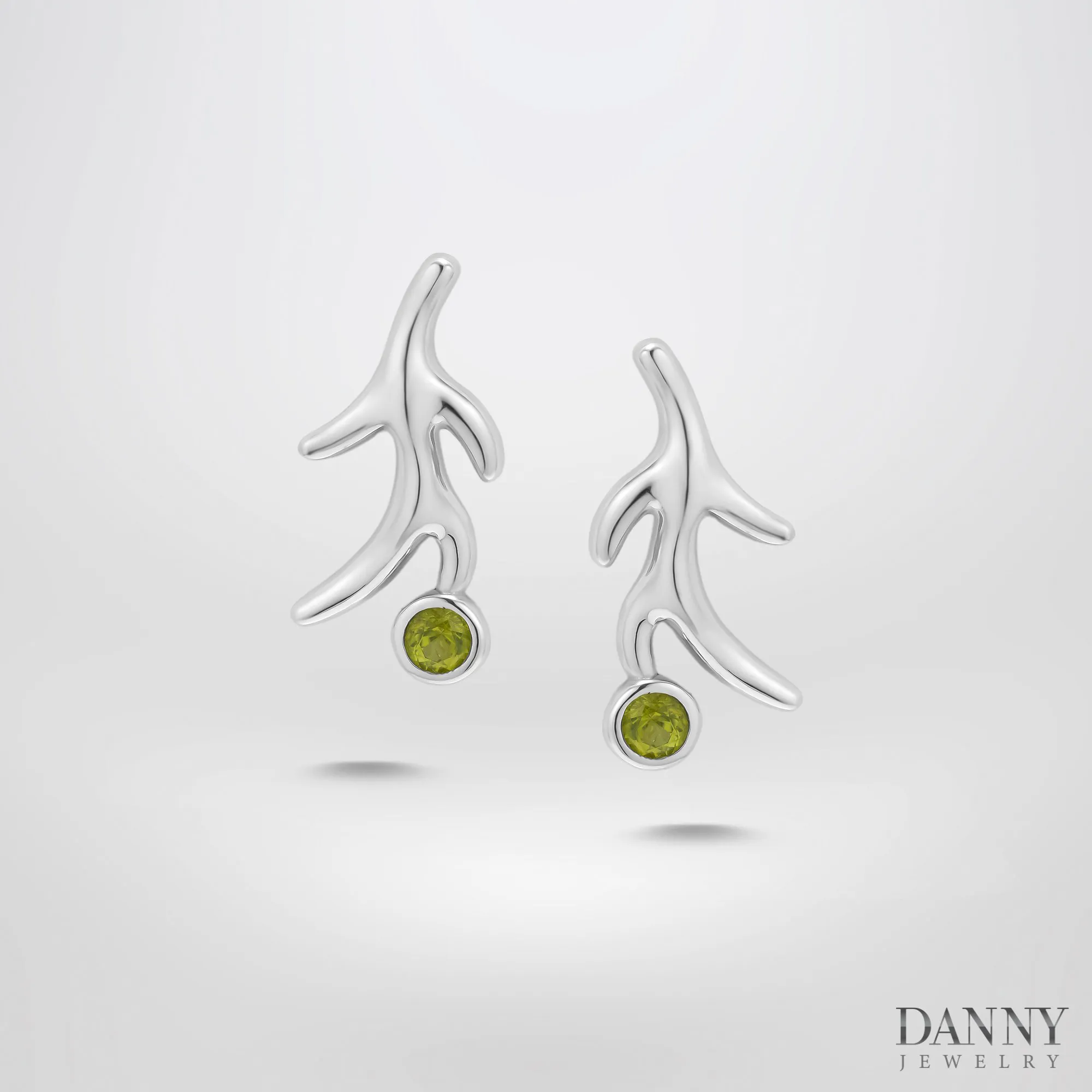 Bông tai Sừng Hươu, đính đá Peridot 0.23cts, Bạc 925, xi Rhodium - BT0034