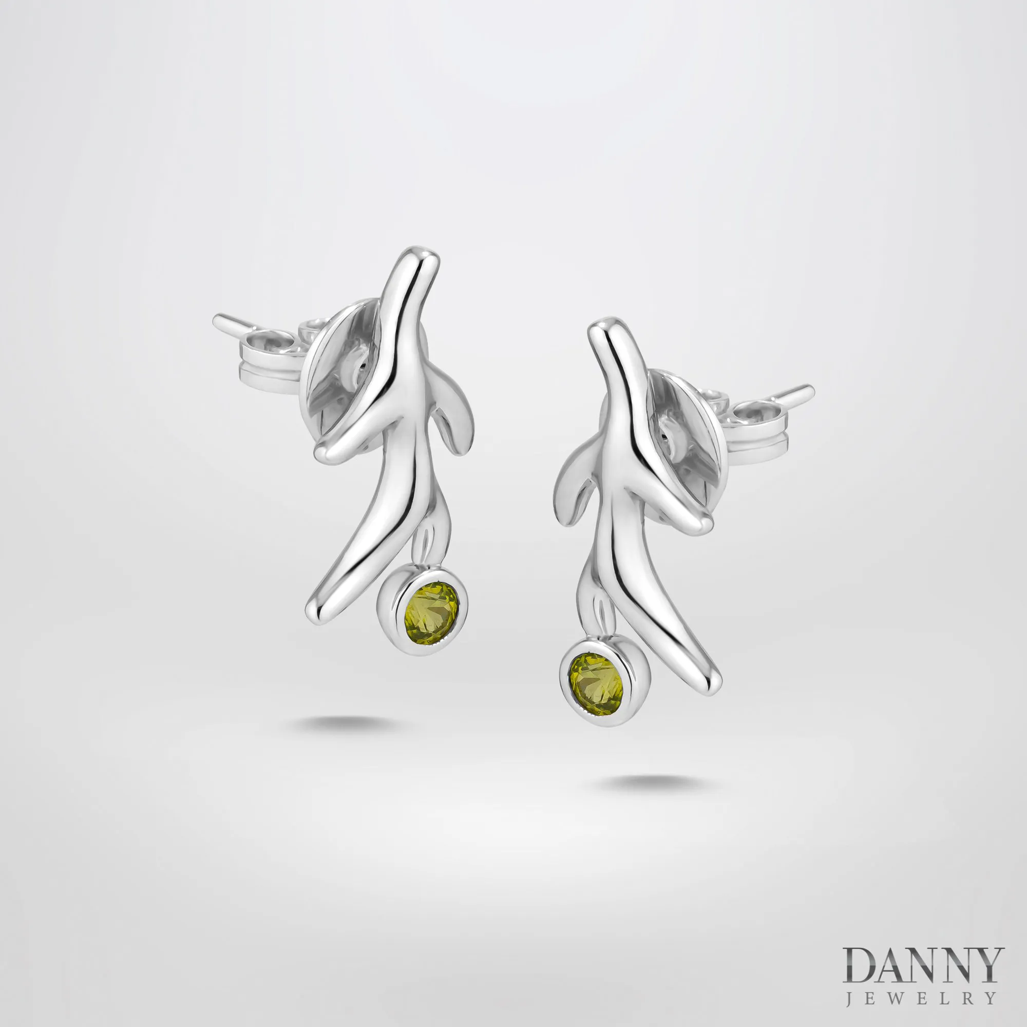 Bông tai Sừng Hươu, đính đá Peridot 0.23cts, Bạc 925, xi Rhodium - BT0034